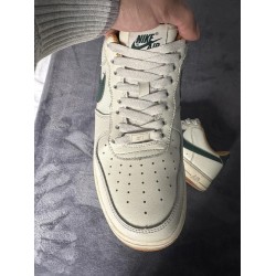 Nike Air Force 1 '07 Hombre Blanco/Verde/Amarillo