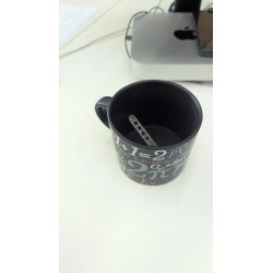 Taza Negra Cerámica Diseño Faraday Unisex ☕