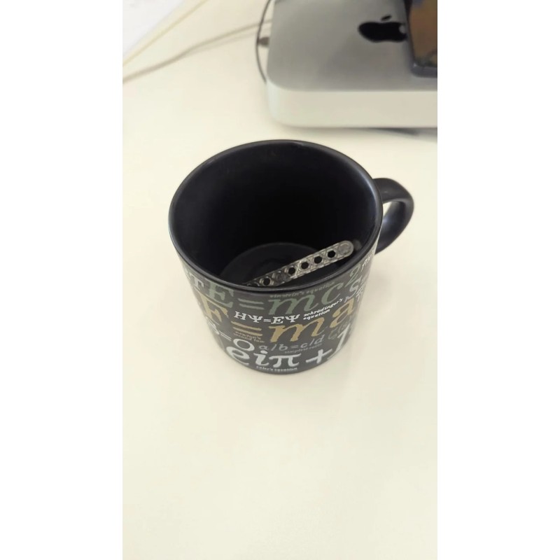 Taza Negra Cerámica Diseño Faraday Unisex ☕