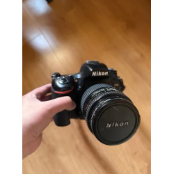 Cámara réflex Nikon D750 — señalización «pro»